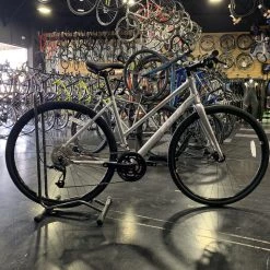 Fuji Absolute 1.7 ST - Silver 2021 | Hybrid Bikes