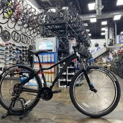 Batch Bicycles Batch The Mountain Bicycle - Black 2021 27.5" Wheels | Hardtail