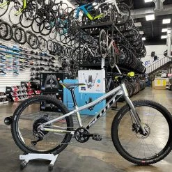 Scott Scale RC 24" Rigid Kids Bike DEMO 2020 | 24" Kids Bikes