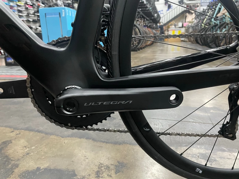 Pinarello Prince Disk Shimano Ultegra Di2 12 Speed - B.O.B 2022 | Road Bikes 14 Pinarello Prince Disk Shimano Ultegra Di2 12 Speed - B.O.B 2022 | Road Bikes - Image 14