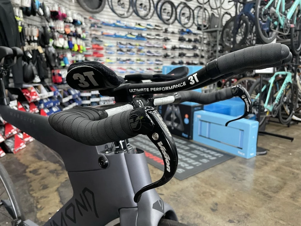 Dimond Marquise Sram Red ETap - Playtri Edition 2021 | Triathlon & Time Trial Bikes 3 Dimond Marquise Sram Red ETap - Playtri Edition 2021 | Triathlon & Time Trial Bikes - Image 3