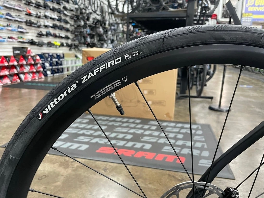 Pinarello Paris Disk SRAM Rival AXS - B.O.B 2022 | Road Bikes 7 Pinarello Paris Disk SRAM Rival AXS - B.O.B 2022 | Road Bikes - Image 7