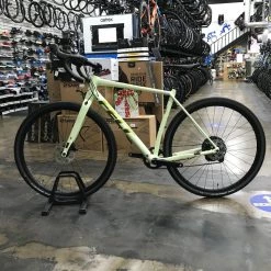 Felt Breed 30 Shimano GRX RX600 - Satin Glow Green 2022 | Gravel Bikes -Hot Sale Playtri -Tyler Store B6DZKgVjoYw1AQOMOXn1fywuE