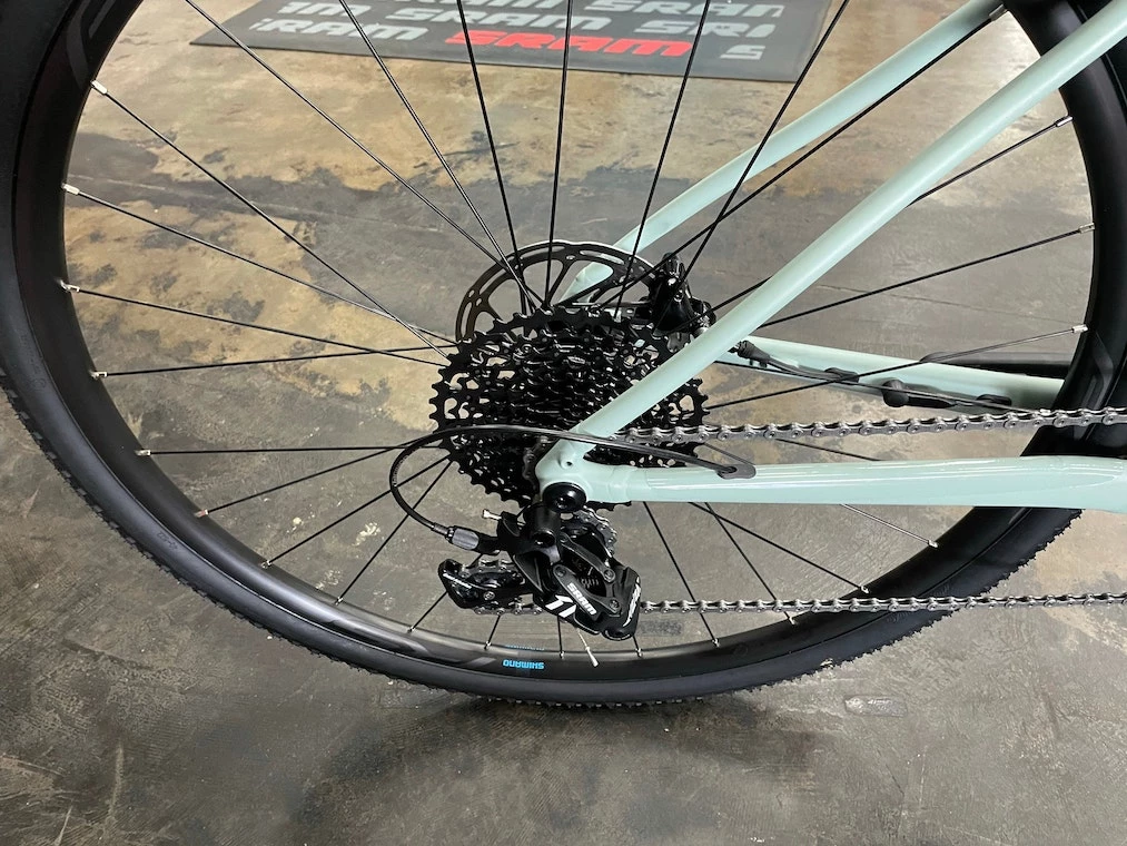 Pinarello Nytro Grinta E-Bike Sram Apex - Petrol 2022 | Gravel Bikes 20 Pinarello Nytro Grinta E-Bike Sram Apex - Petrol 2022 | Gravel Bikes - Image 20