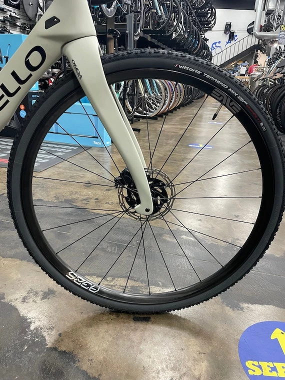 Pinarello Grevil SRAM Force ETap AXS Asteroid White 2022 | Gravel Bikes 4 Pinarello Grevil SRAM Force ETap AXS Asteroid White 2022 | Gravel Bikes - Image 4