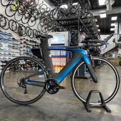 Felt IA Advanced Rim Brake Shimano 105 2020 | Triathlon & Time Trial Bikes