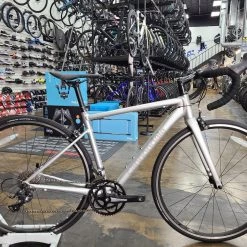 Cannondale CAAD Optimo 4 Shimano Claris - Silver 2021 DEMO | Road Bikes -Hot Sale Playtri -Tyler Store ISUESnWuY8YJOoRYj0Gj4bw7I