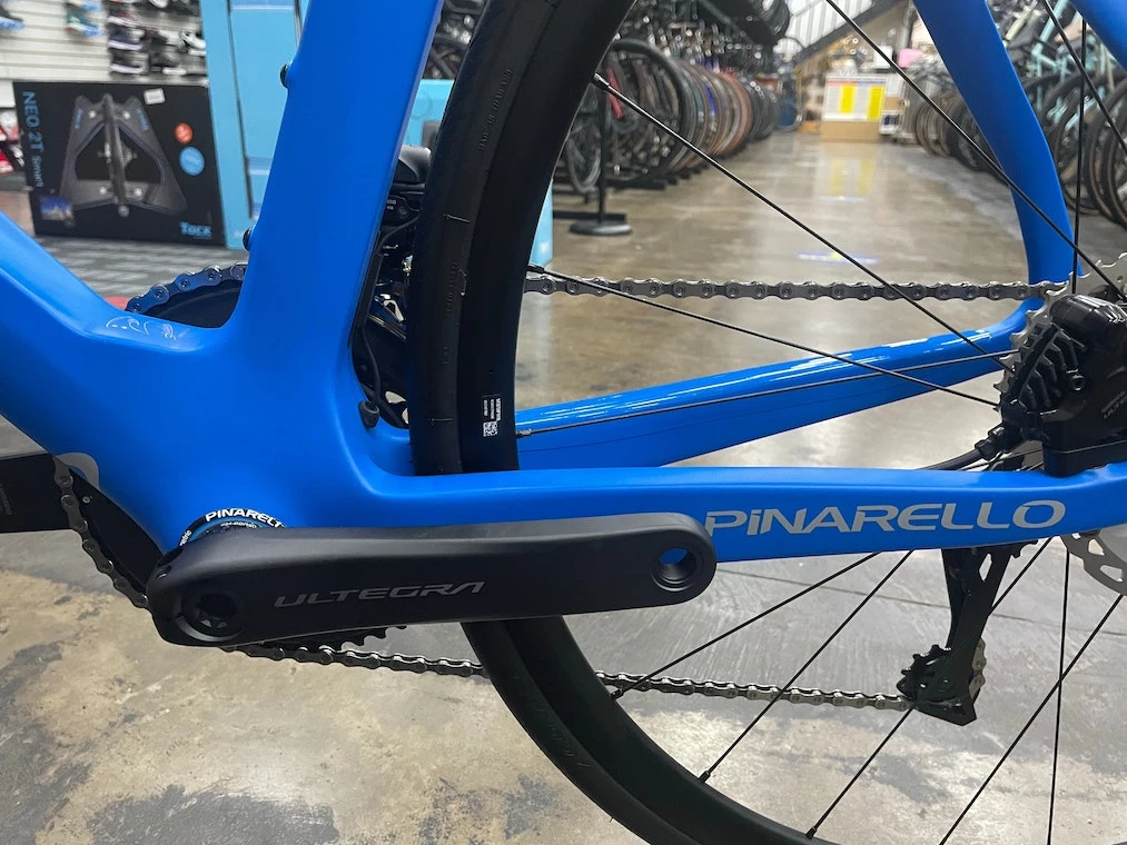 Pinarello Prince Disk Shimano Ultegra Di2 12 Speed - Flash Sky 2022 | Road Bikes 5 Pinarello Prince Disk Shimano Ultegra Di2 12 Speed - Flash Sky 2022 | Road Bikes - Image 5