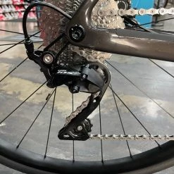 Scott Addict 30 Shimano 105 - Red 2022 | Road Bikes -Hot Sale Playtri -Tyler Store M0FElqV0xVSDWglRT8VrO lZ8