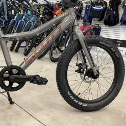 Scott Roxter 20" Kids Bike Gray/Orange | 20" Kids Bikes -Hot Sale Playtri -Tyler Store PfN7yT1EQAAvR UwcjD7iOmGI