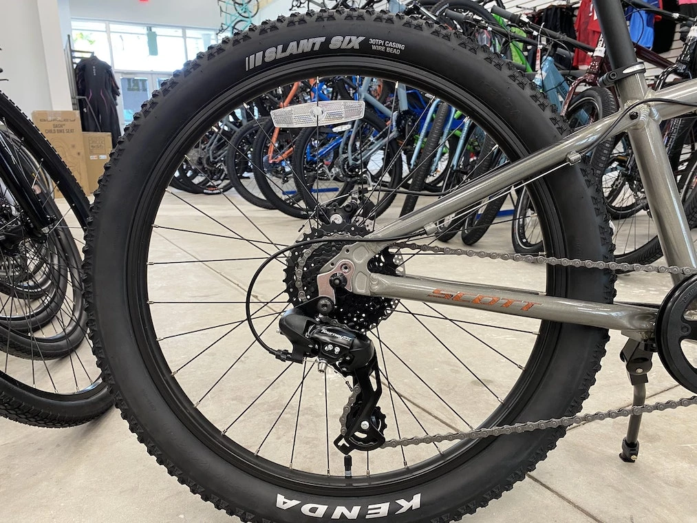 Scott Roxter 24" Kids Bike Gray/Orange | 24" Kids Bikes 2 Scott Roxter 24" Kids Bike Gray/Orange | 24" Kids Bikes - Image 2