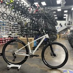 Scott Contessa Scale 930 - White 2022 | Hardtail