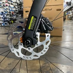 Pinarello Paris Disk Shimano 105 - B.O.B 2022 | Road Bikes -Hot Sale Playtri -Tyler Store TevwO2s3j0C Le8y4L4ipyyw4