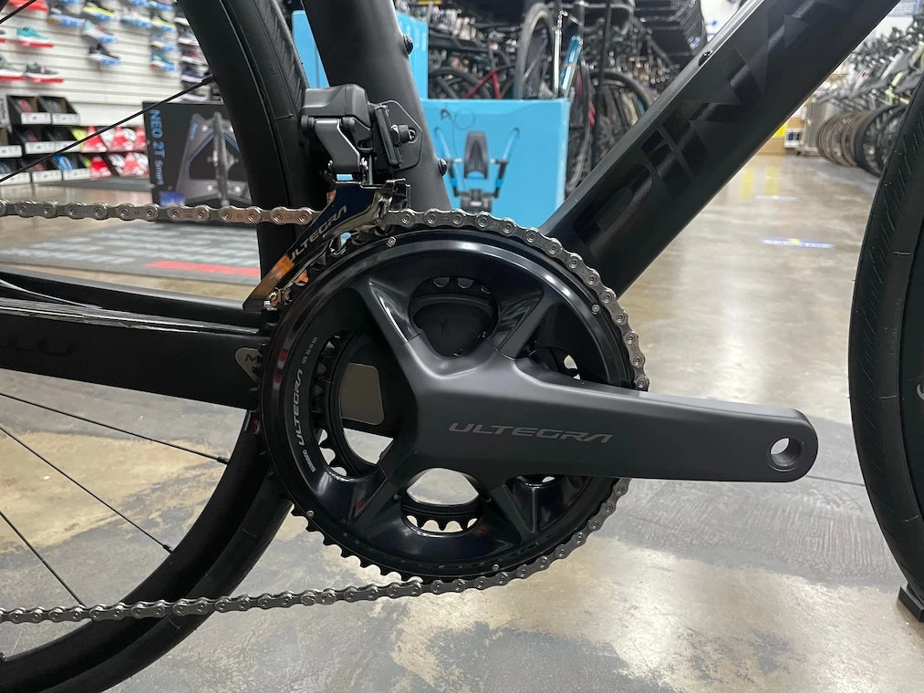 Pinarello Prince Disk Shimano Ultegra Di2 12 Speed - B.O.B 2022 | Road Bikes 3 Pinarello Prince Disk Shimano Ultegra Di2 12 Speed - B.O.B 2022 | Road Bikes - Image 3