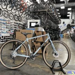 Breezer Radar Cafe 2022 | Gravel Bikes