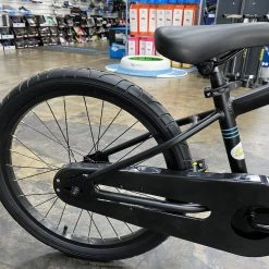 Batch Bicycles Batch Kid's Bicycle 20" - Black 2021 2020 | 20" Kids Bikes -Hot Sale Playtri -Tyler Store XBpS2saRxYiIxkt0b4Z4KqSYg