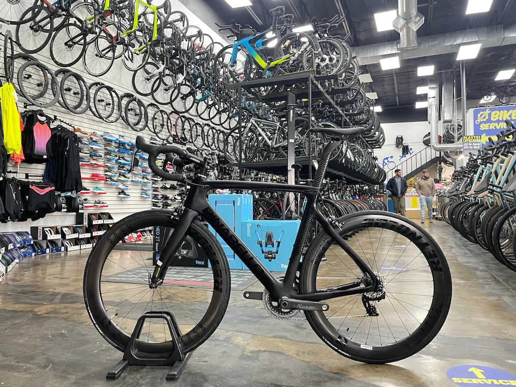 Pinarello Gan Sram Force ETap AXS / Reynold's AR58 Carbon Wheelset - B.O.B 2022 | Road Bikes 9 Pinarello Gan Sram Force ETap AXS / Reynold's AR58 Carbon Wheelset - B.O.B 2022 | Road Bikes - Image 9