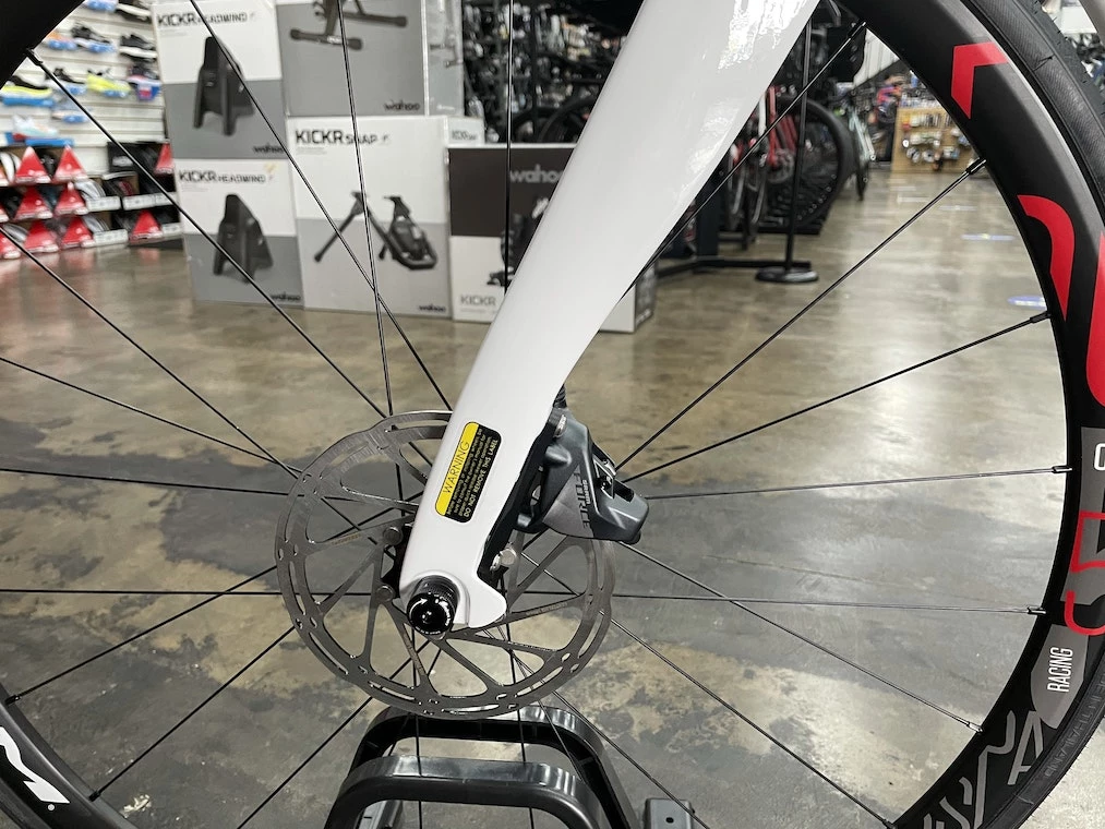 Pinarello Prince Disc Sram Force ETap AXS - White 2022 | Road Bikes 12 Pinarello Prince Disc Sram Force ETap AXS - White 2022 | Road Bikes - Image 12
