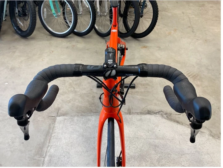 Pinarello Paris Disk Shimano 105 - Orange /Demo | Road Bikes 9 Pinarello Paris Disk Shimano 105 - Orange /Demo | Road Bikes - Image 9