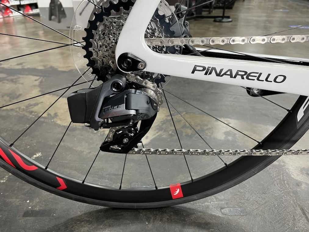 Pinarello Prince Disc Sram Force ETap AXS - White 2022 | Road Bikes 9 Pinarello Prince Disc Sram Force ETap AXS - White 2022 | Road Bikes - Image 9