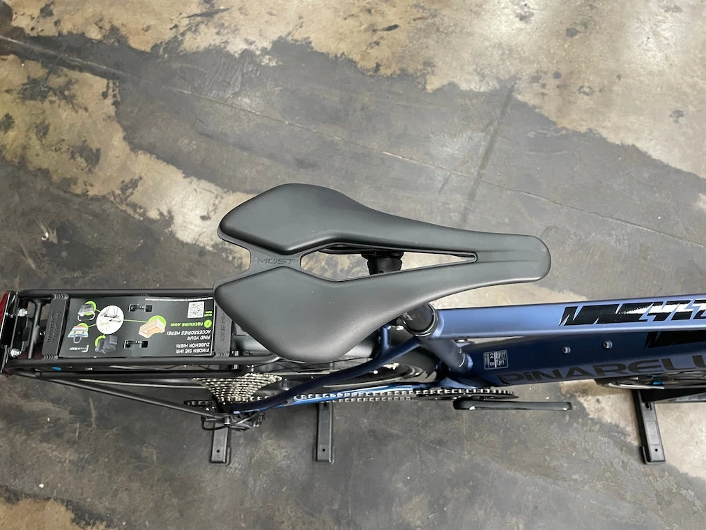 Pinarello Nytro Urbanist Shimano Deore - 2022 | Hybrid Bikes 20 Pinarello Nytro Urbanist Shimano Deore - 2022 | Hybrid Bikes - Image 20