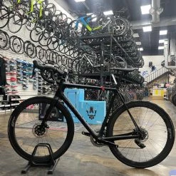 Argon 18 Gallium CS Disc Sram Rival ETap AXS / Zipp 303 S Carbon Wheelset - Black 2022 | Road Bikes -Hot Sale Playtri -Tyler Store i0AmU0cudYBa85tF2Oxc4bT4Q