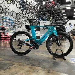 Felt IA Advanced Sram Force ETap AXS - Aqua Geo 2021 | Triathlon & Time Trial Bikes
