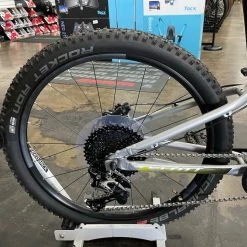 Scott Scale RC 24" Rigid Kids Bike DEMO 2020 | 24" Kids Bikes -Hot Sale Playtri -Tyler Store ldak7jf76sI7fqgoMMSTDL6hE