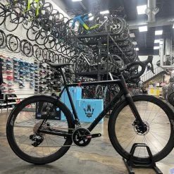 Argon 18 Gallium CS Disc Sram Rival ETap AXS / Zipp 303 S Carbon Wheelset - Black 2022 | Road Bikes