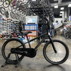 Batch Bicycles Batch Kid's Bicycle 20" - Black 2021 2020 | 20" Kids Bikes