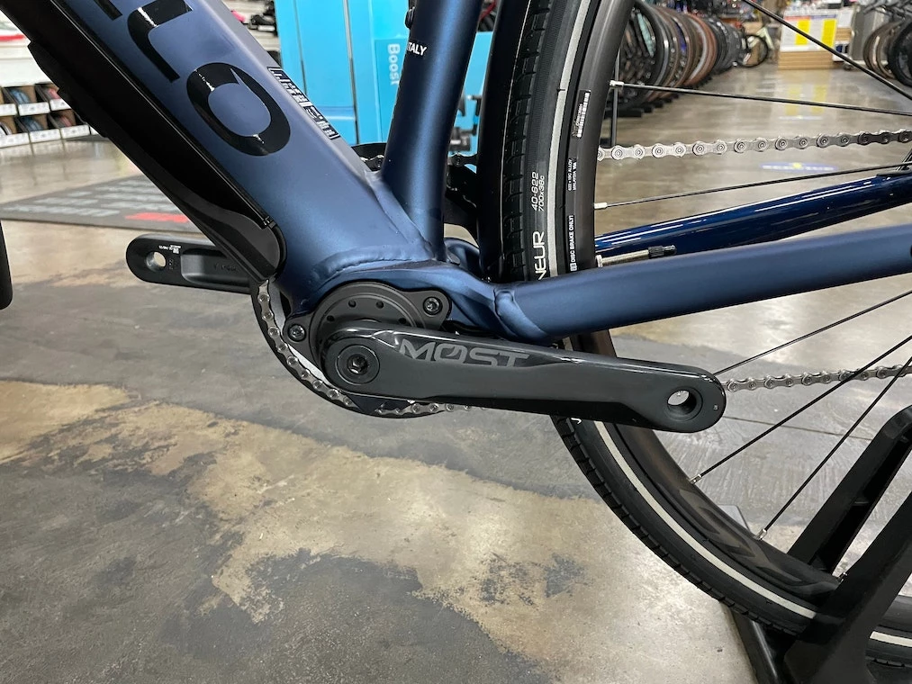 Pinarello Nytro Urbanist Shimano Deore - 2022 | Hybrid Bikes 16 Pinarello Nytro Urbanist Shimano Deore - 2022 | Hybrid Bikes - Image 16