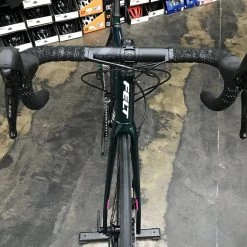 Felt FR30 Shimano 105 - Eden Green 2022 | Road Bikes -Hot Sale Playtri -Tyler Store rZneyJxtymD 3uC 5TaCuzZt8