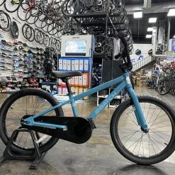 Batch Bicycles Batch Kid's Bicycle 20" - Blue 2021 2020 | 20" Kids Bikes