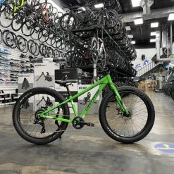 Cannondale Cujo 24+ Kid's Mountain Bike - Green 2021 | 24" Kids Bikes