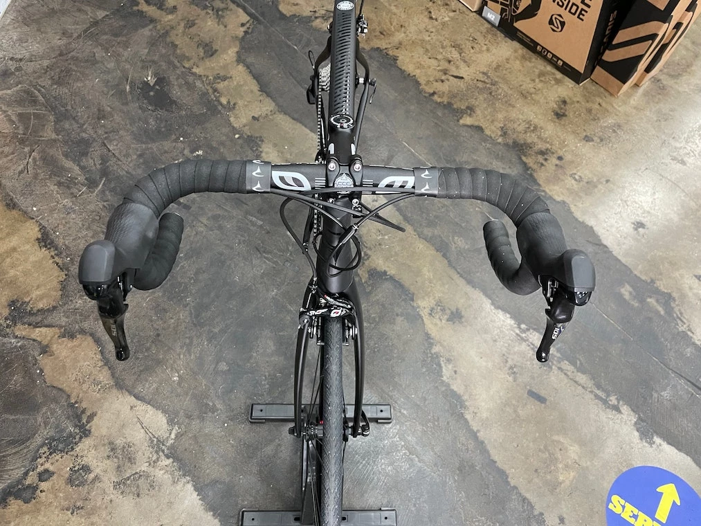 Pinarello Gan Rim Shimano 105 - B.O.B 2022 | Road Bikes 11 Pinarello Gan Rim Shimano 105 - B.O.B 2022 | Road Bikes - Image 11