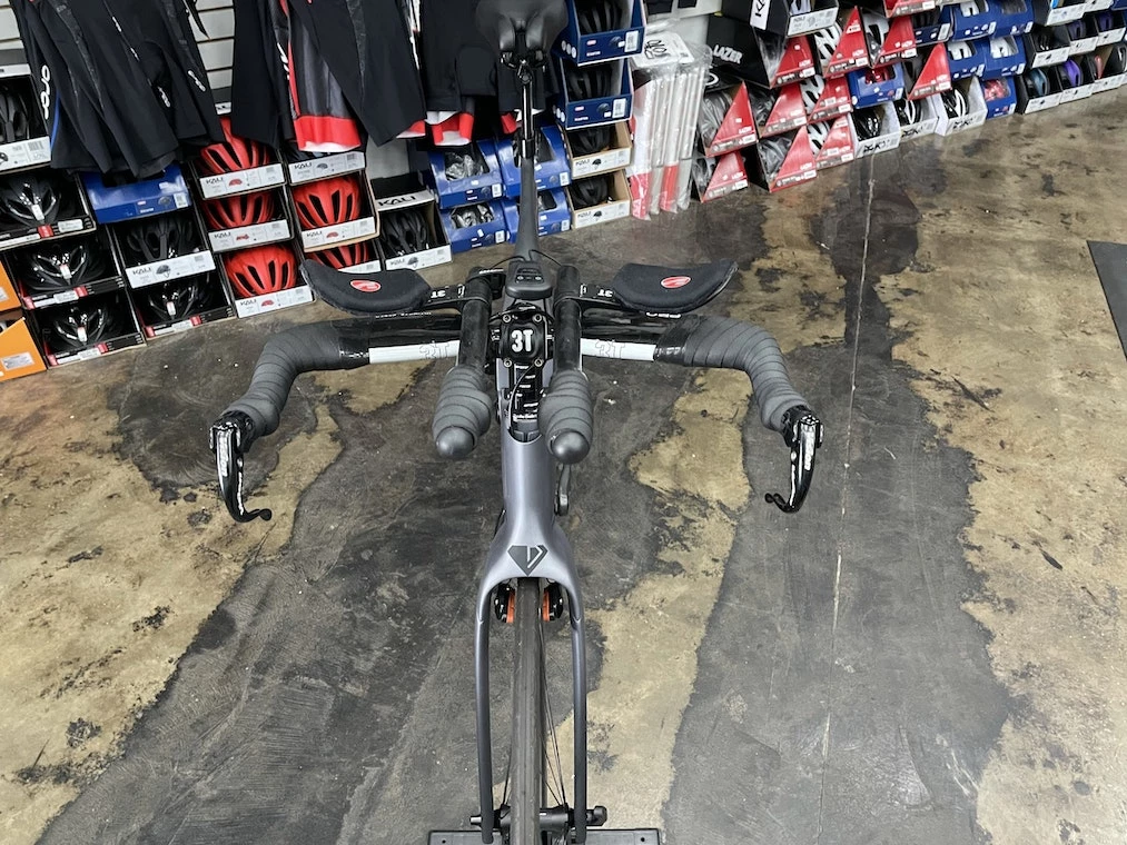 Dimond Marquise Sram Red ETap - Playtri Edition 2021 | Triathlon & Time Trial Bikes 4 Dimond Marquise Sram Red ETap - Playtri Edition 2021 | Triathlon & Time Trial Bikes - Image 4