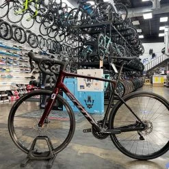 Scott Addict 30 Shimano 105 - Red 2022 | Road Bikes -Hot Sale Playtri -Tyler Store x33w6WBzQ74LyYyIrs6f iM2o